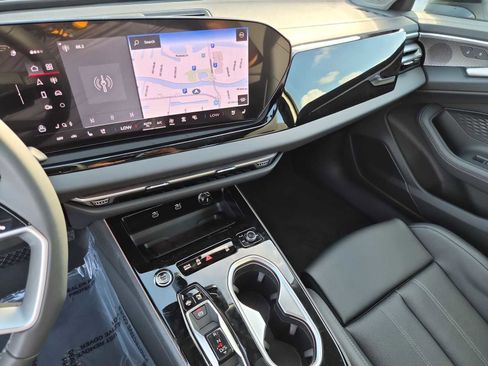 New 2026 Audi A6 Premium Plus AWD/4WD image 23