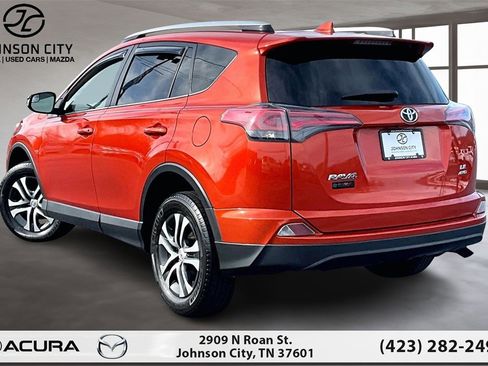 Used 2016 Toyota RAV4 LE image 12