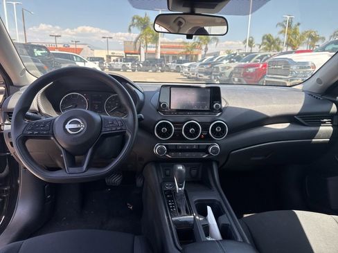 Used 2024 Nissan Sentra S FWD image 20