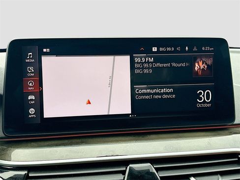 Used 2021 BMW 540i xDrive w/ M Sport Package image 15