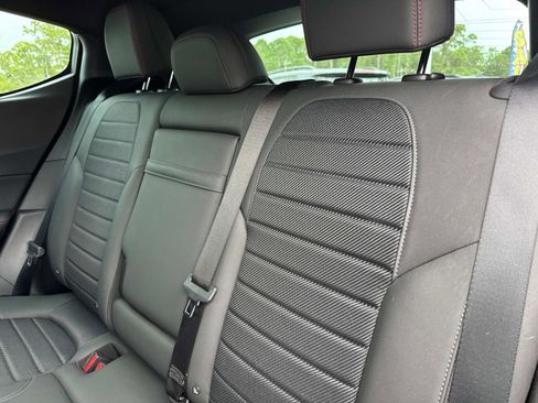 Certified 2023 Dodge Hornet GT w/ Tech Pack w/o Parking image 13