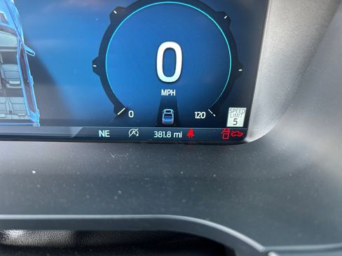 New 2025 Ford F150 Lariat w/ Equipment Group 501A Mid image 11