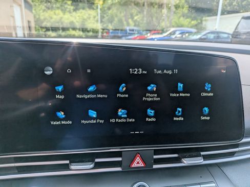 Certified 2023 Hyundai Elantra SEL w/ Convenience Package FWD image 19