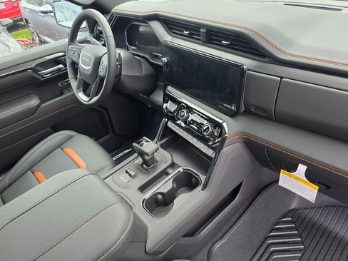 New 2026 GMC Sierra 1500 AT4 w/ AT4 Premium Package image 10