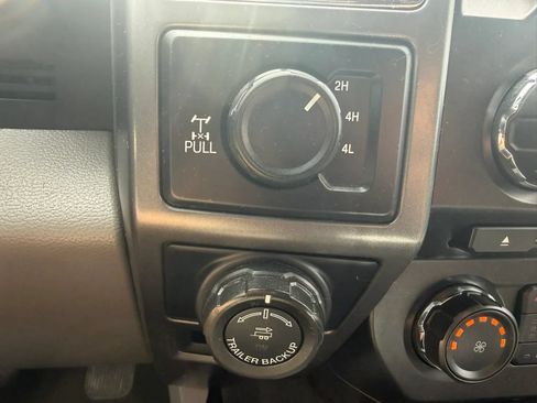 Used 2018 Ford F150 XLT w/ Equipment Group 302A Luxury AWD/4WD image 24