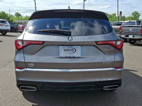 Certified 2023 Acura MDX SH-AWD image 5