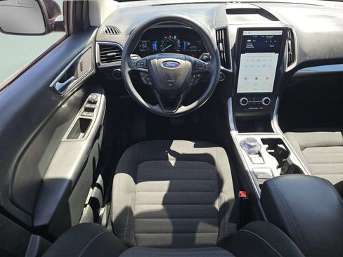 Used 2023 Ford Edge SE AWD/4WD image 4