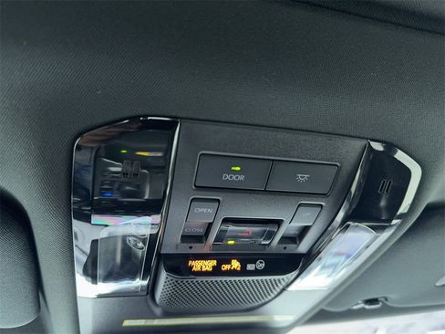 Used 2025 Lexus GX 550 w/ Accessory Package (2T) image 35