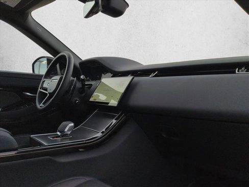 Used 2024 Land Rover Range Rover Evoque Dynamic SE AWD/4WD image 24