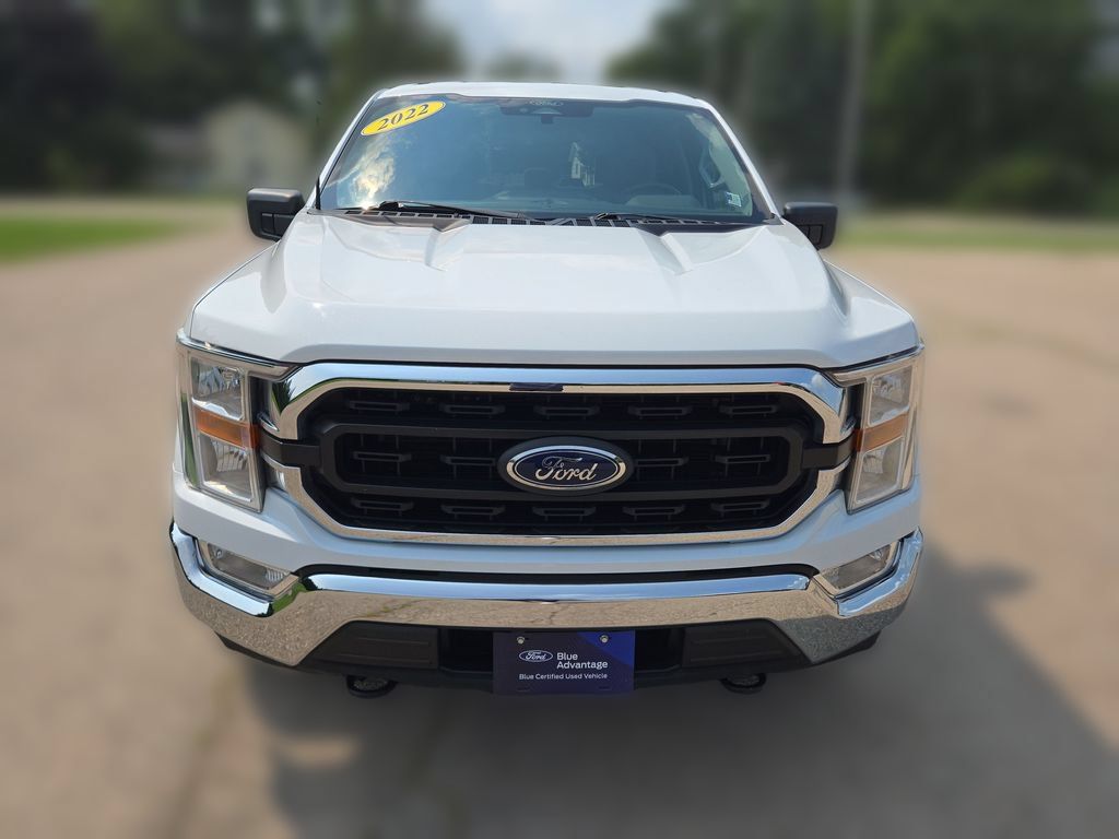 Certified 2022 Ford F150 XLT w/ Trailer Tow Package AWD/4WD image 11