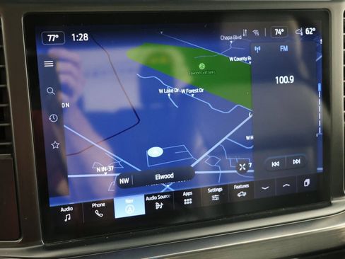 Used 2025 Ford F350 Lariat w/ Chrome Package image 8