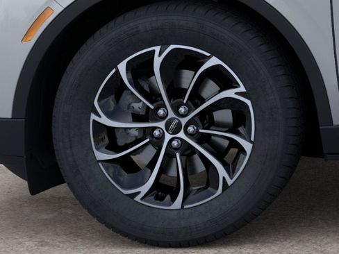 New 2026 Lincoln Nautilus Premier AWD/4WD image 19