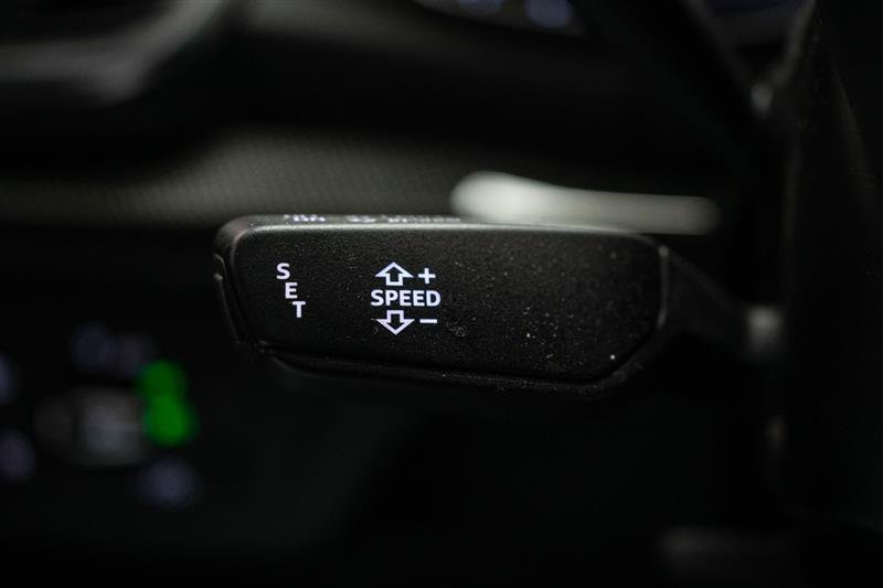 Used 2018 Audi SQ5 Premium Plus AWD/4WD image 17