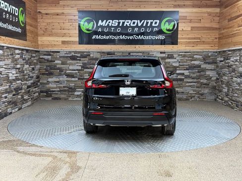Used 2023 Honda CR-V LX image 8