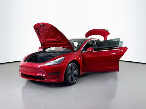 Used 2019 Tesla Model 3 Standard Range RWD image 26