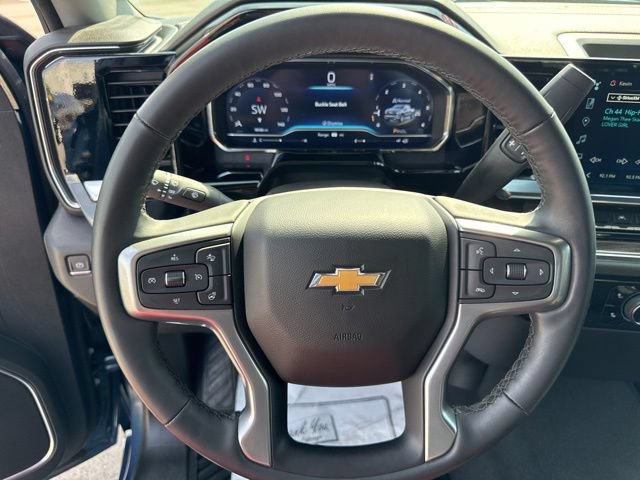 Used 2024 Chevrolet Silverado 1500 LT AWD/4WD image 23