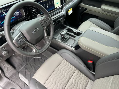 New 2026 Chevrolet Silverado 1500 ZR2 w/ LPO, Dark Essentials Package image 11