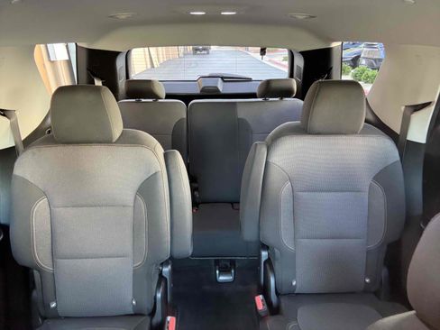 Used 2019 Chevrolet Traverse LT image 51