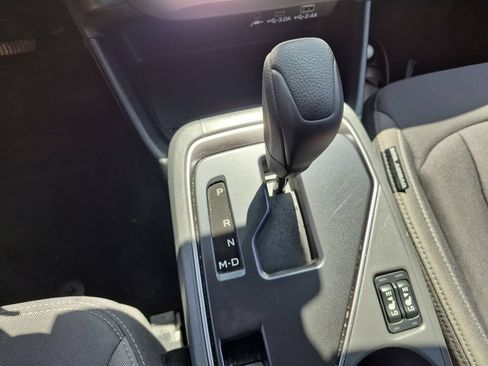 Used 2025 Subaru Crosstrek 2.5i Premium AWD/4WD image 19
