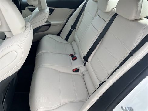 Used 2023 Mercedes-Benz C 300 Sedan image 29