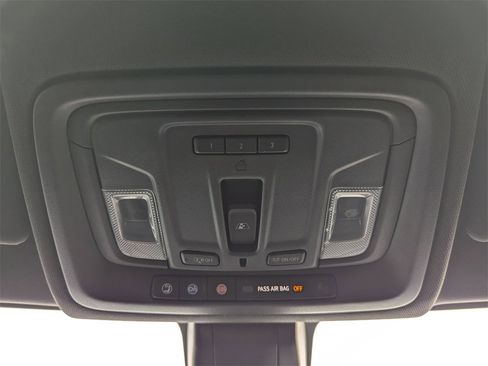 Used 2022 Chevrolet Silverado 3500 High Country w/ Safety Package II image 31