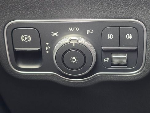 New 2026 Mercedes-Benz GLA 250 4MATIC image 38