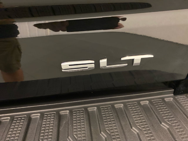 Used 2026 GMC Sierra 1500 SLT AWD/4WD image 13
