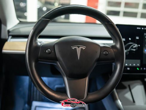 Used 2019 Tesla Model 3 Long Range image 23
