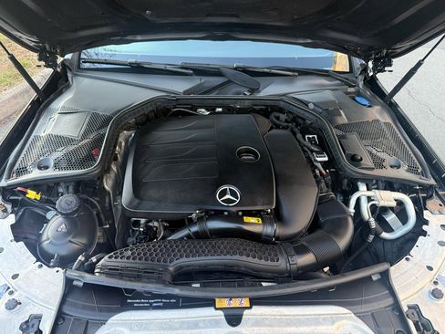 Used 2019 Mercedes-Benz C 300 4MATIC Cabriolet image 35