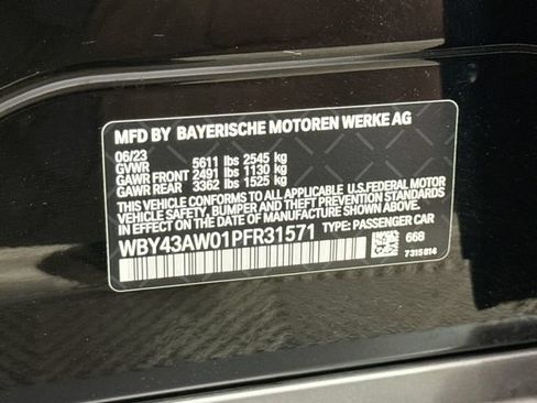 Used 2023 BMW i4 eDrive35 RWD image 34