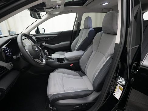 Certified 2025 Subaru Outback Premium w/ Popular Package #1A image 7