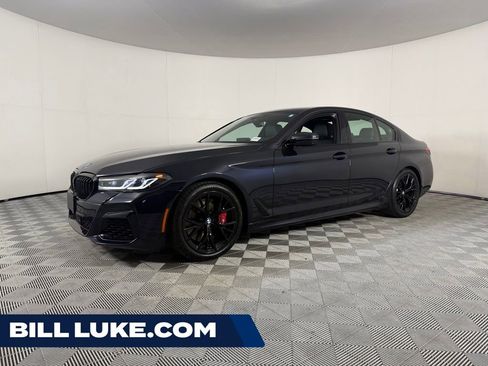 Used 2022 BMW M550i xDrive w/ Dynamic Handling Package AWD/4WD image 1