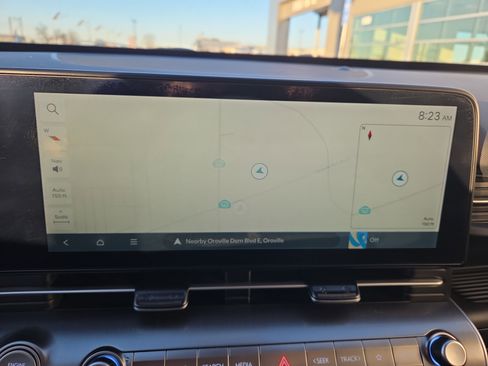 Used 2024 Hyundai Kona Limited image 19