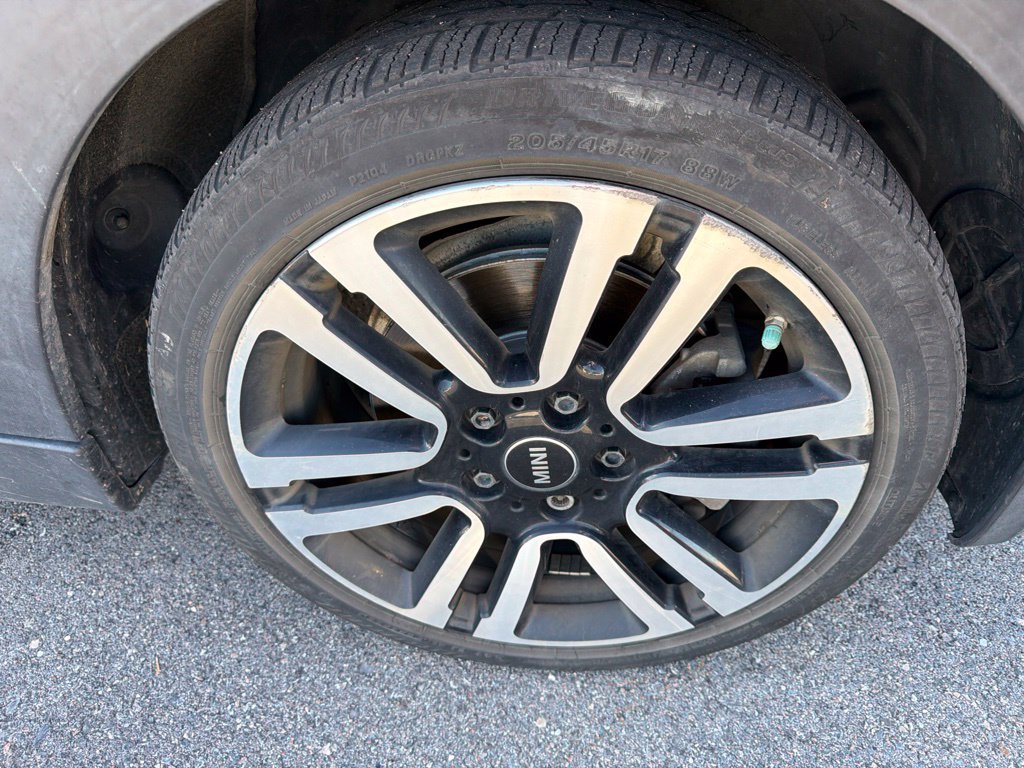 Used 2019 MINI Cooper S FWD image 3