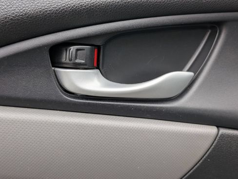 Used 2018 Honda Civic LX image 13