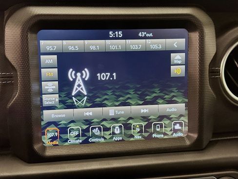 Used 2023 Jeep Wrangler Sahara w/ Cold Weather Group image 21