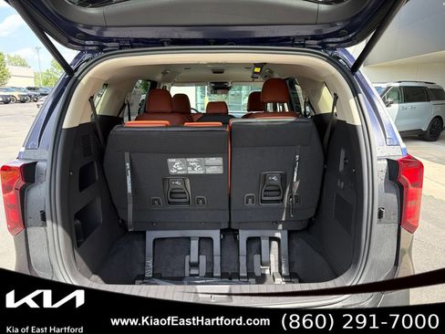 New 2026 Kia Carnival EX FWD image 16