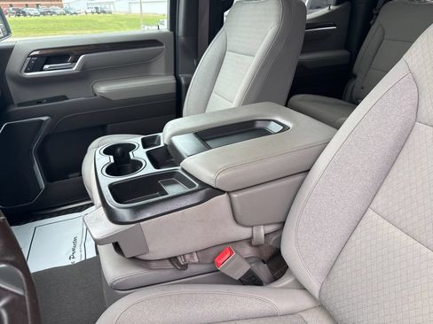 Used 2022 Chevrolet Silverado 1500 LT AWD/4WD image 14