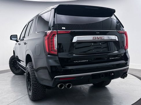 Used 2022 GMC Yukon Denali w/ Advanced Technology Package image 13