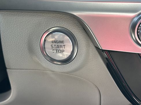 New 2025 Kia Telluride S image 22