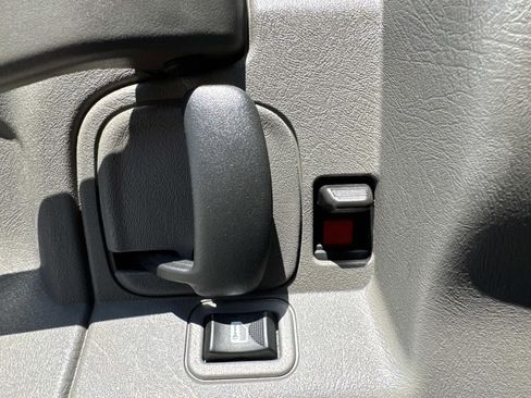 Used 2023 GMC Savana 2500 w/ Driver Convenience Package RWD image 20