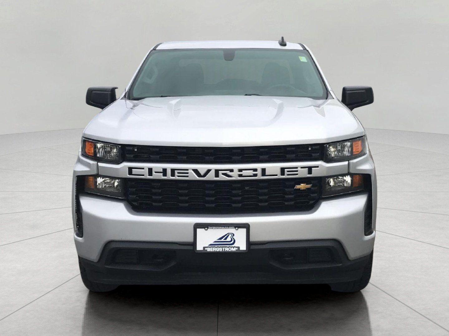 Used 2020 Chevrolet Silverado 1500 Custom w/ Custom Convenience Package AWD/4WD image 11