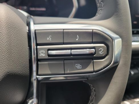 New 2026 GMC Canyon Elevation w/ Convenience Package RWD image 18