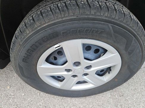 Used 2006 Chevrolet Equinox LS FWD image 36