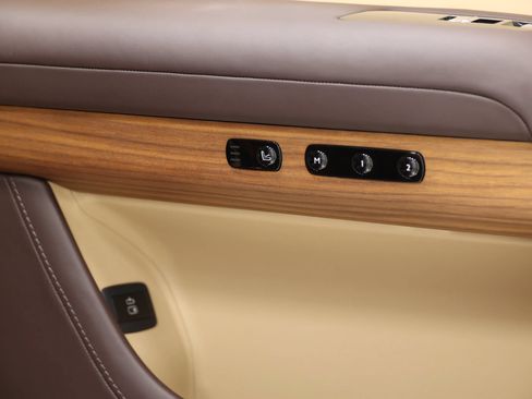 Used 2022 Rolls-Royce Ghost w/ Ghost Package AWD/4WD image 59