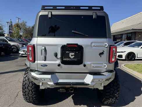 Used 2021 Ford Bronco Wildtrak image 5