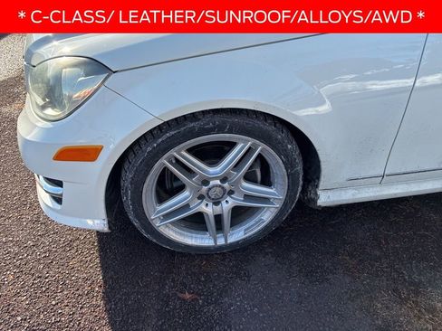 Used 2012 Mercedes-Benz C 300 4MATIC Sedan image 4