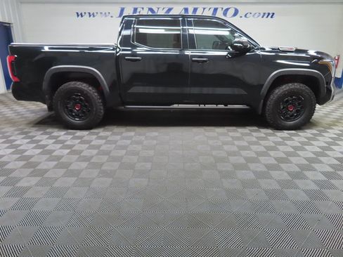 Used 2025 Toyota Tundra Limited AWD/4WD image 2