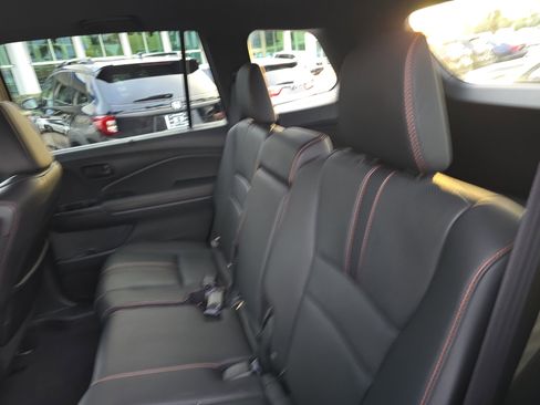 Certified 2023 Honda Passport TrailSport image 13