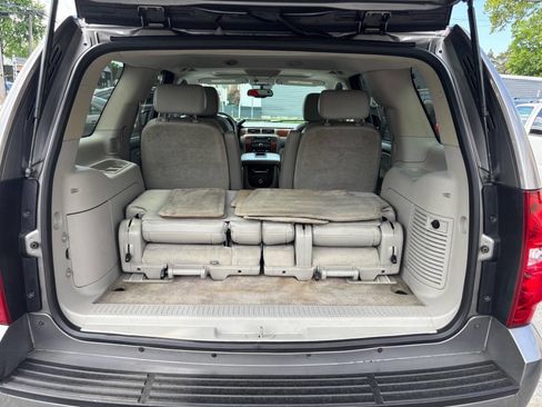 Used 2008 Chevrolet Tahoe LT w/ LT Preferred Equipment Group AWD/4WD image 13